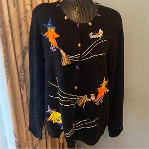 Vintage Halloween sweater with pin